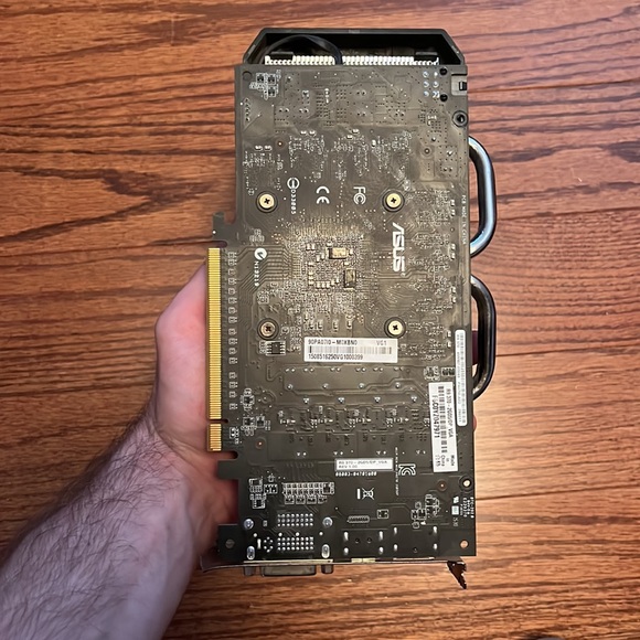 ASUS R9 370 Graphics Card - Picture 3 of 6